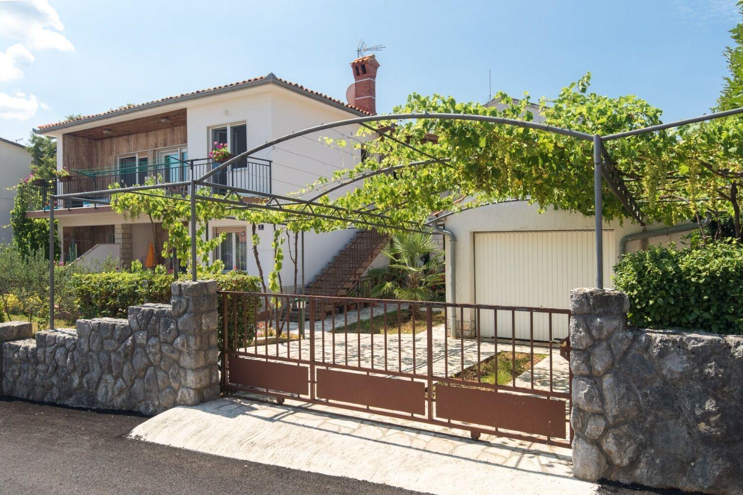 Apartments Kate - 100 M From Beach マリンスカ エクステリア 写真